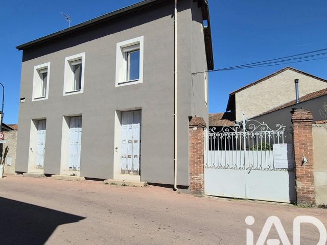Maison 9 pièces 233 m²