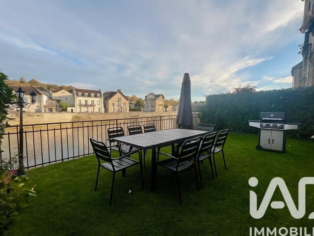 Maison 9 pièces 244 m²