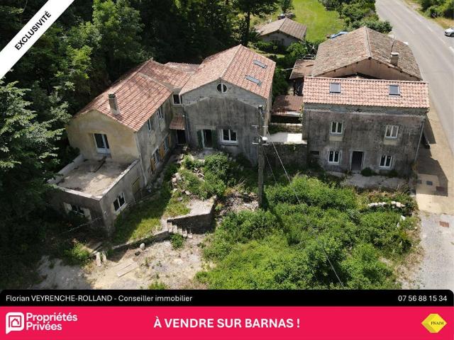 Maison 9 pièces 244 m²