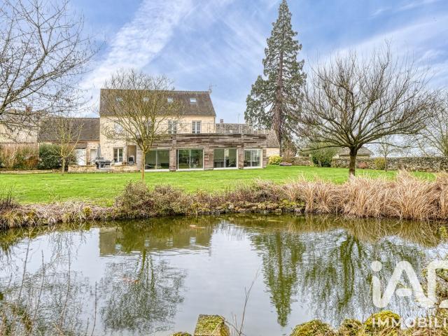 Maison 9 pièces 333 m²