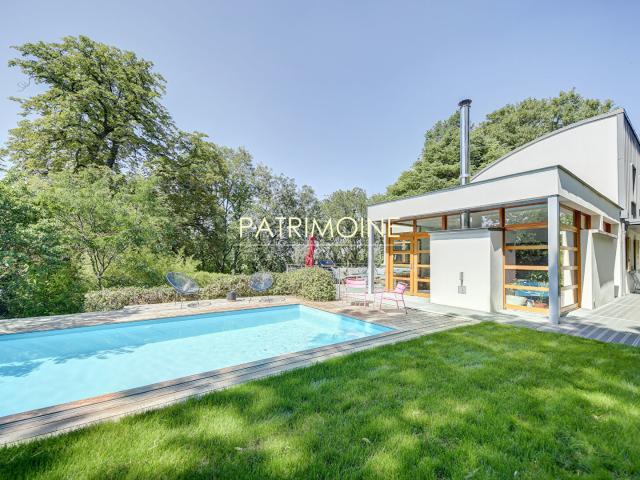 Maison 9 pièces 244 m²