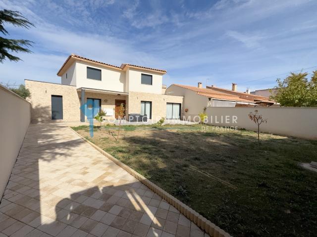 Maison 9 pièces 244 m²