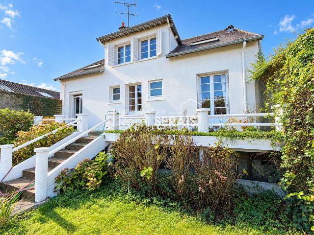 Maison 9 pièces 245 m²