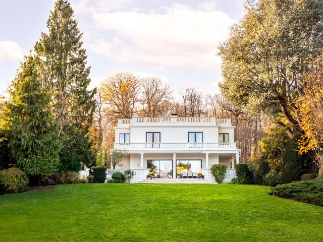 Maison 9 pièces 245 m²