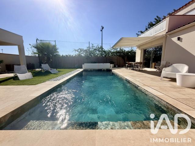 Maison 9 pièces 246 m²