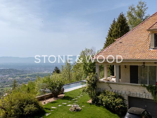 Maison 9 pièces 246 m²