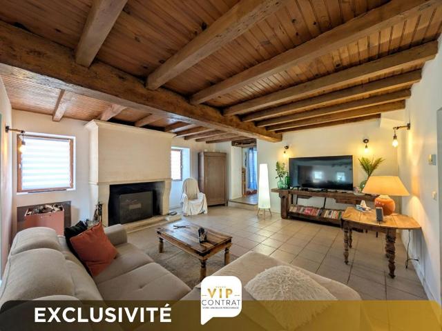 Maison 9 pièces 246 m²