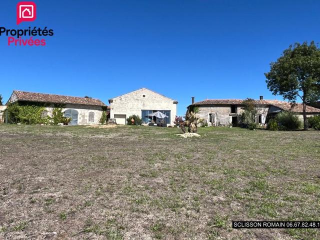 Maison 9 pièces 247 m²