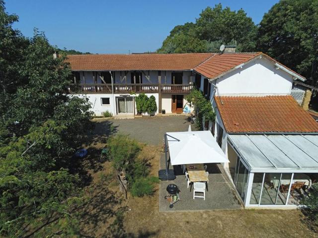 Maison 9 pièces 248 m²