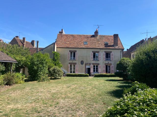 Maison 9 pièces 248 m²