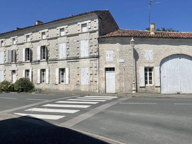 Maison 9 pièces 249 m²
