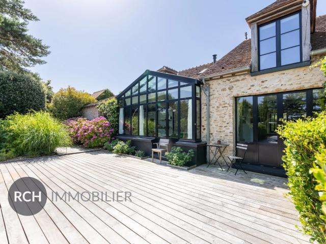 Maison 9 pièces 249 m²