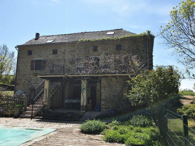 Maison 9 pièces 240 m²