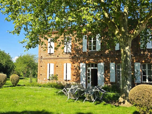 Maison 9 pièces 240 m²