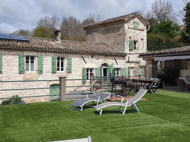 Maison 9 pièces 240 m²