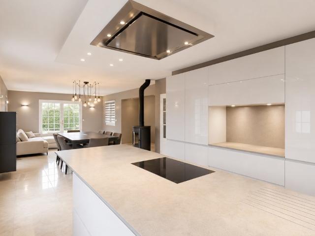 Maison 9 pièces 240 m²