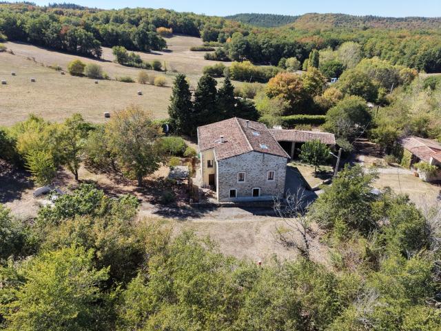 Maison 9 pièces 240 m²