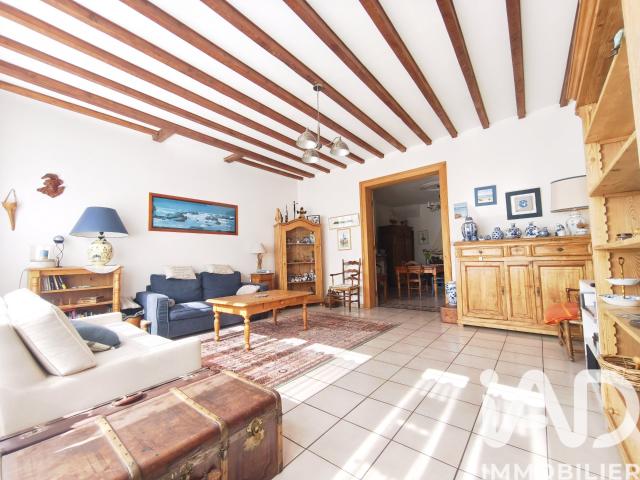 Maison 9 pièces 240 m²