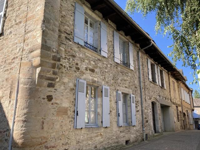 Maison 9 pièces 241 m²