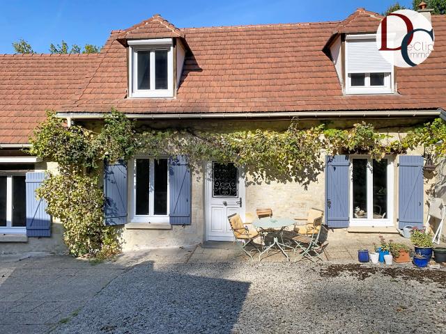 Maison 9 pièces 241 m²