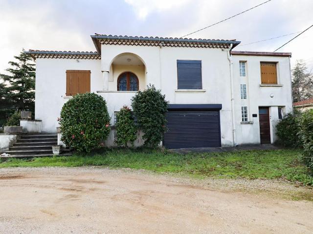 Maison 9 pièces 241 m²