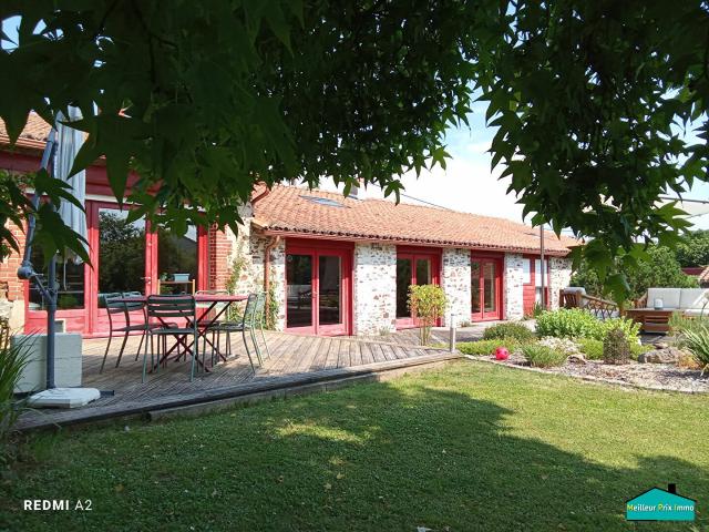 Maison 9 pièces 242 m²