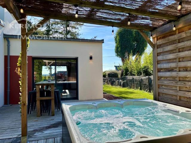Maison 9 pièces 242 m²