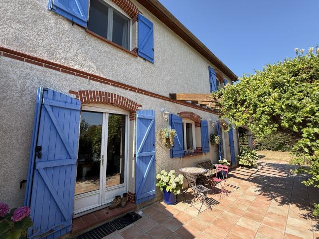 Maison 9 pièces 243 m²