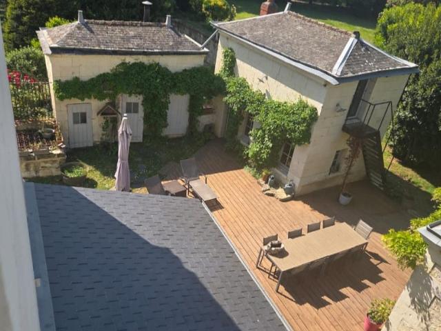 Maison 9 pièces 243 m²