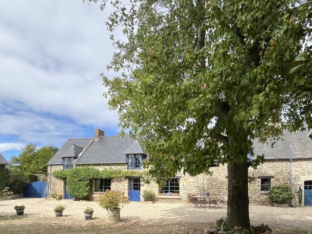 Maison 9 pièces 243 m²