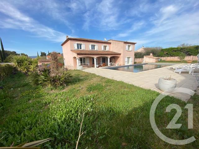 Maison 9 pièces 243 m²