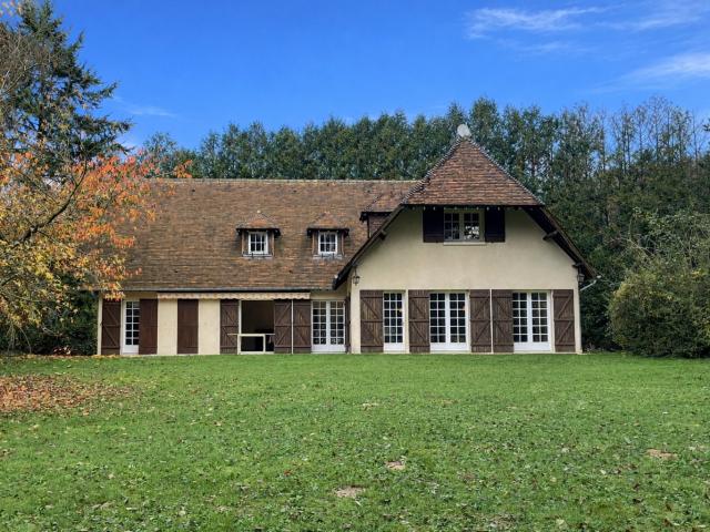 Maison 9 pièces 255 m²
