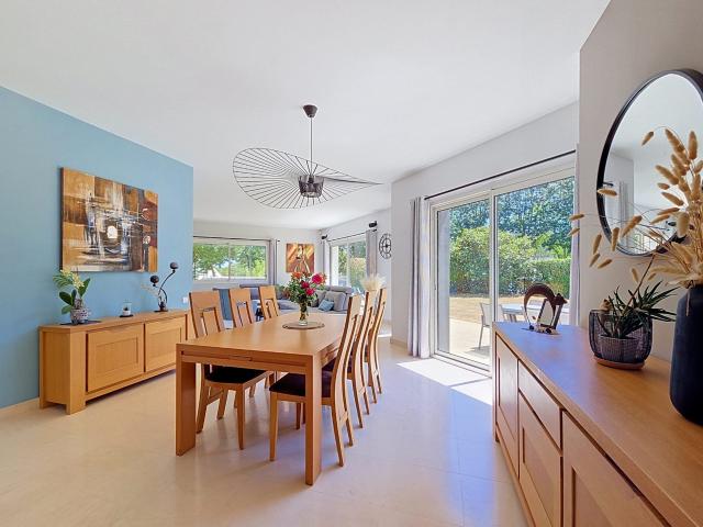 Maison 9 pièces 255 m²