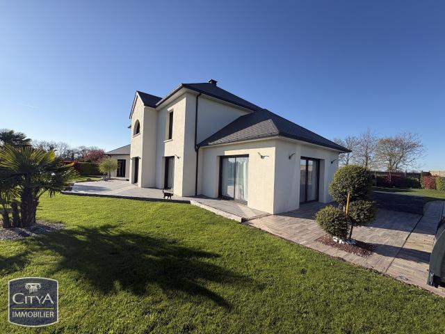 Maison 9 pièces 256 m²