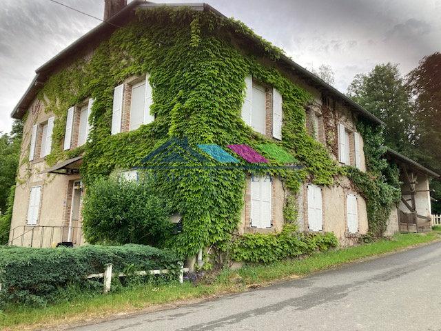 Maison 9 pièces 256 m²