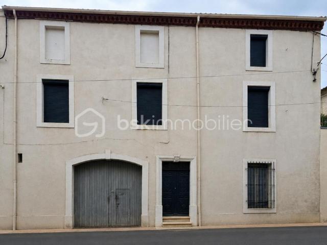 Maison 9 pièces 256 m²