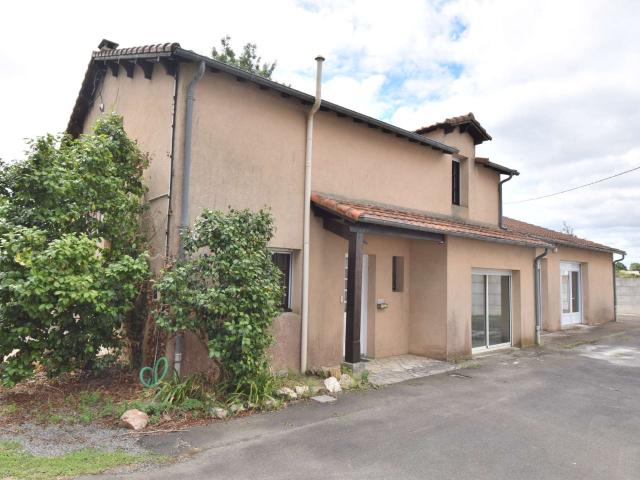Maison 9 pièces 257 m²