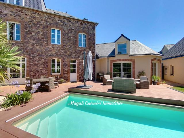Maison 9 pièces 258 m²