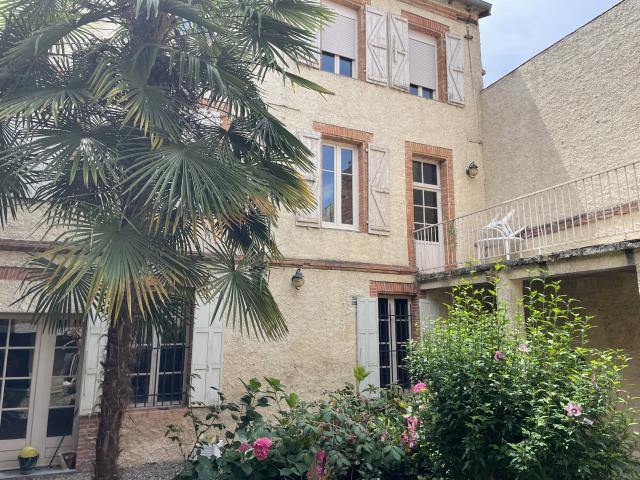 Maison 9 pièces 259 m²
