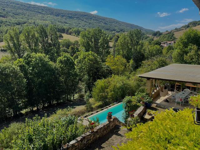 Maison 9 pièces 250 m²