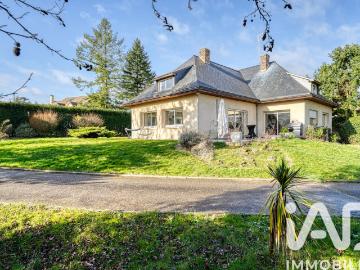Maison 9 pièces 250 m²