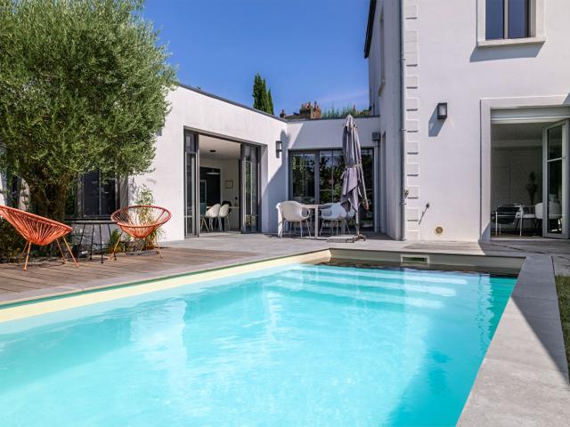 Maison 9 pièces 250 m²