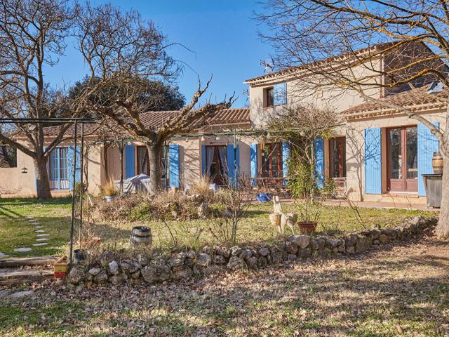 Maison 9 pièces 250 m²