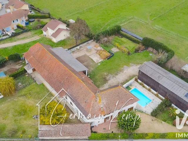 Maison 9 pièces 250 m²