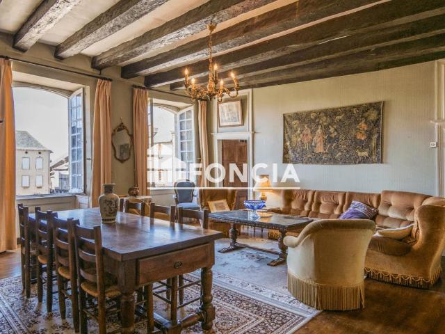 Maison 9 pièces 250 m²