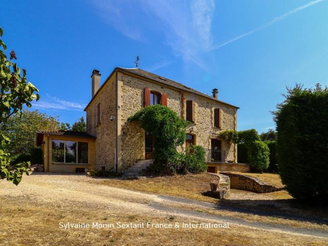 Maison 9 pièces 250 m²