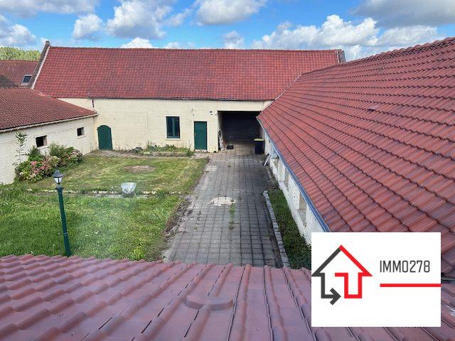 Maison 9 pièces 250 m²