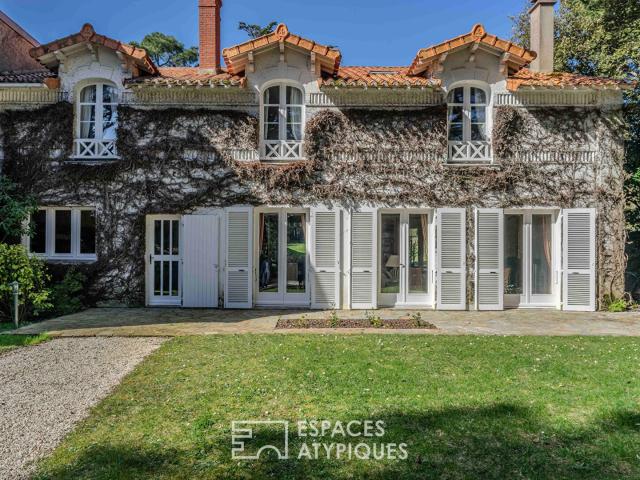 Maison 9 pièces 250 m²