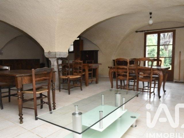 Maison 9 pièces 250 m²