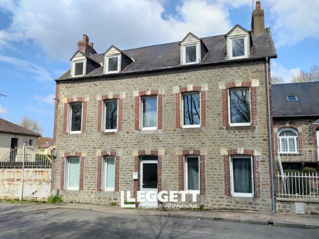 Maison 9 pièces 250 m²